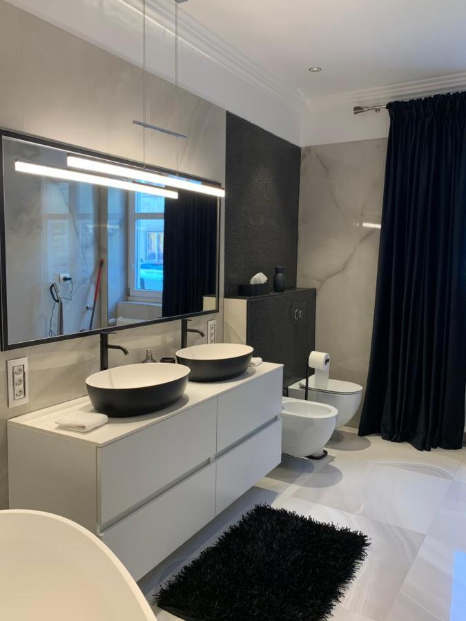 Schillerplatz Apartment سيبيو المظهر الخارجي الصورة